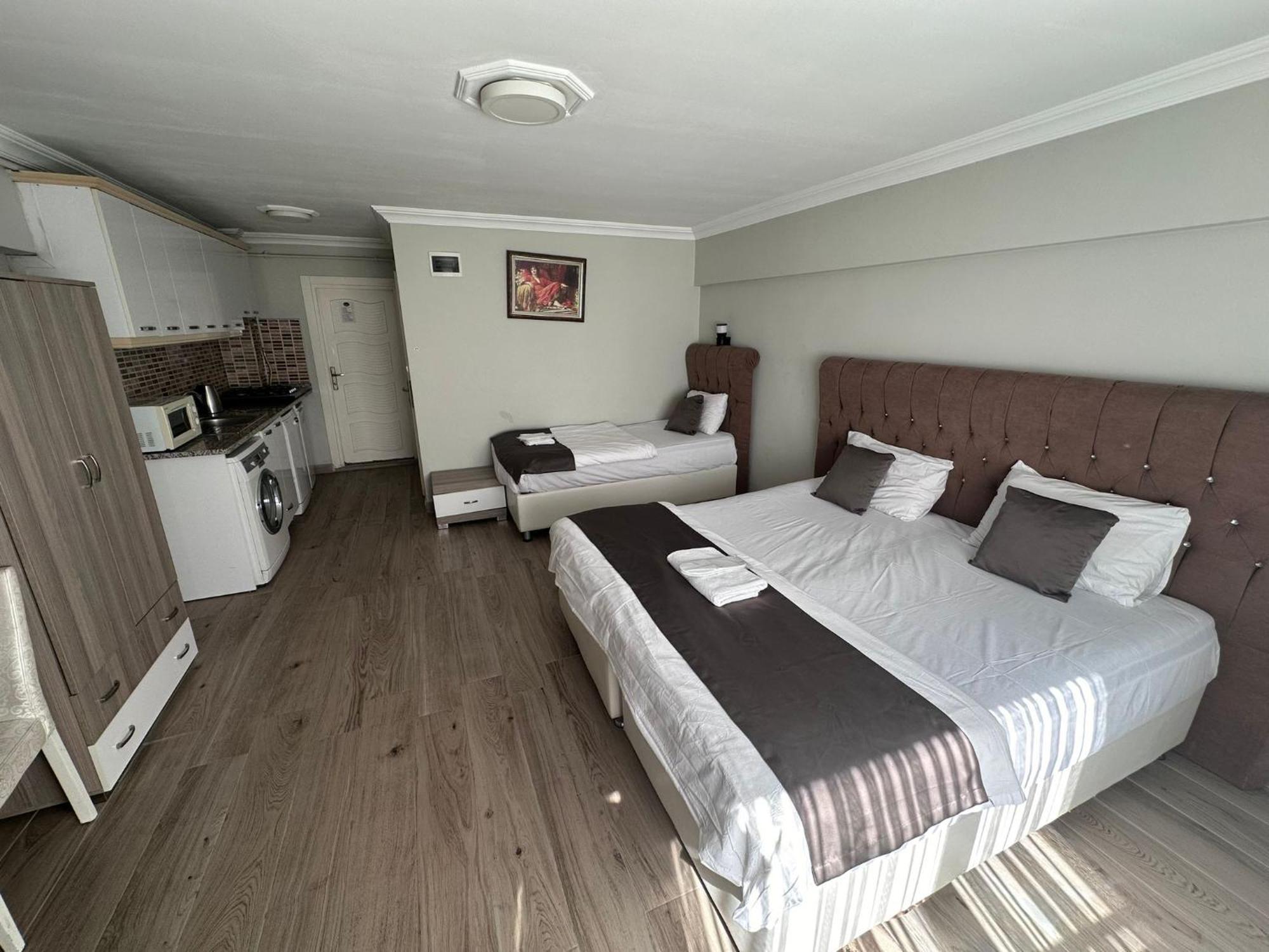 Black Bird Suite Hotel Istanbul Bagian luar foto