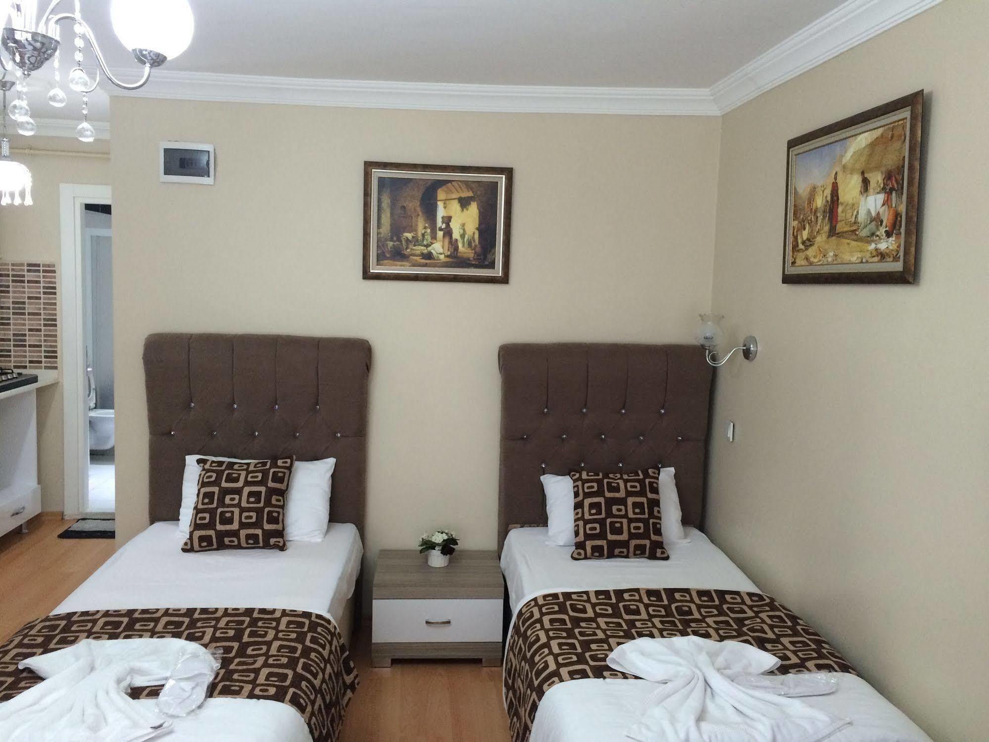 Black Bird Suite Hotel Istanbul Bagian luar foto