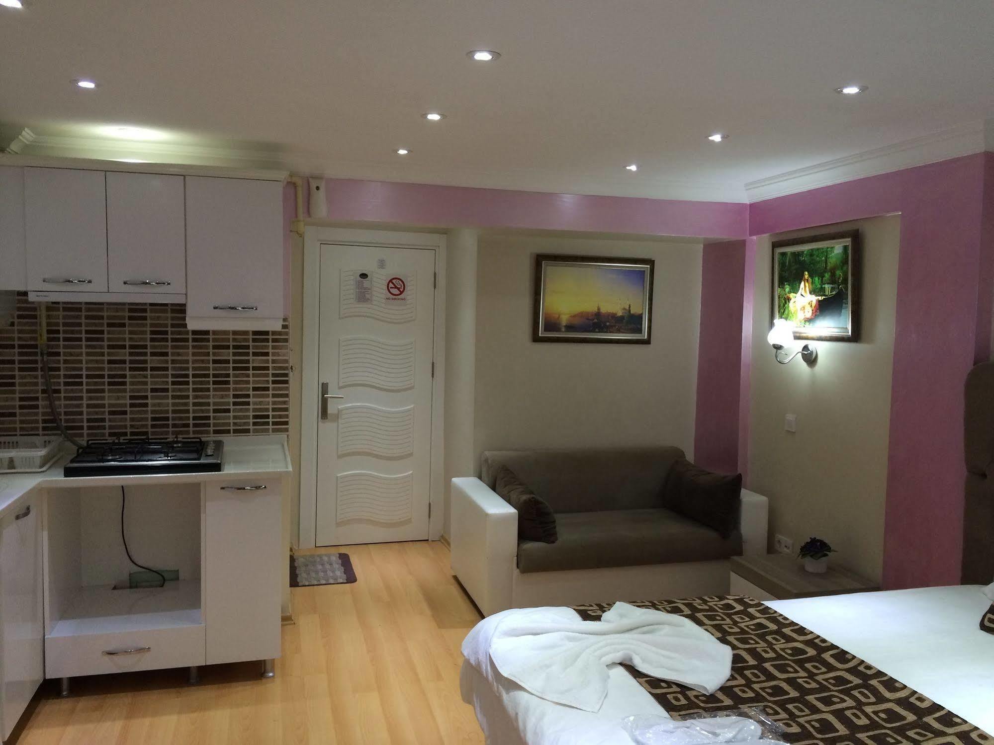 Black Bird Suite Hotel Istanbul Bagian luar foto