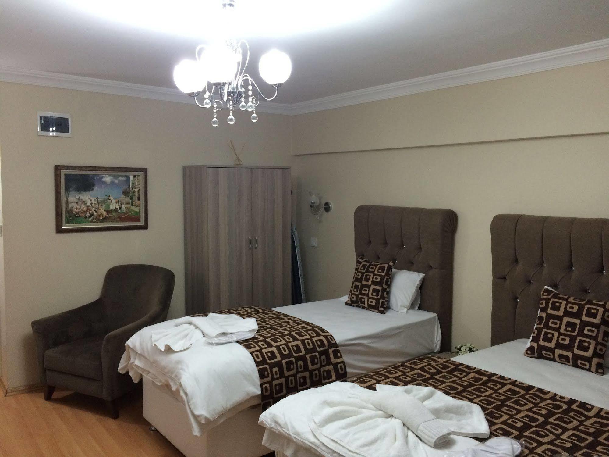 Black Bird Suite Hotel Istanbul Bagian luar foto
